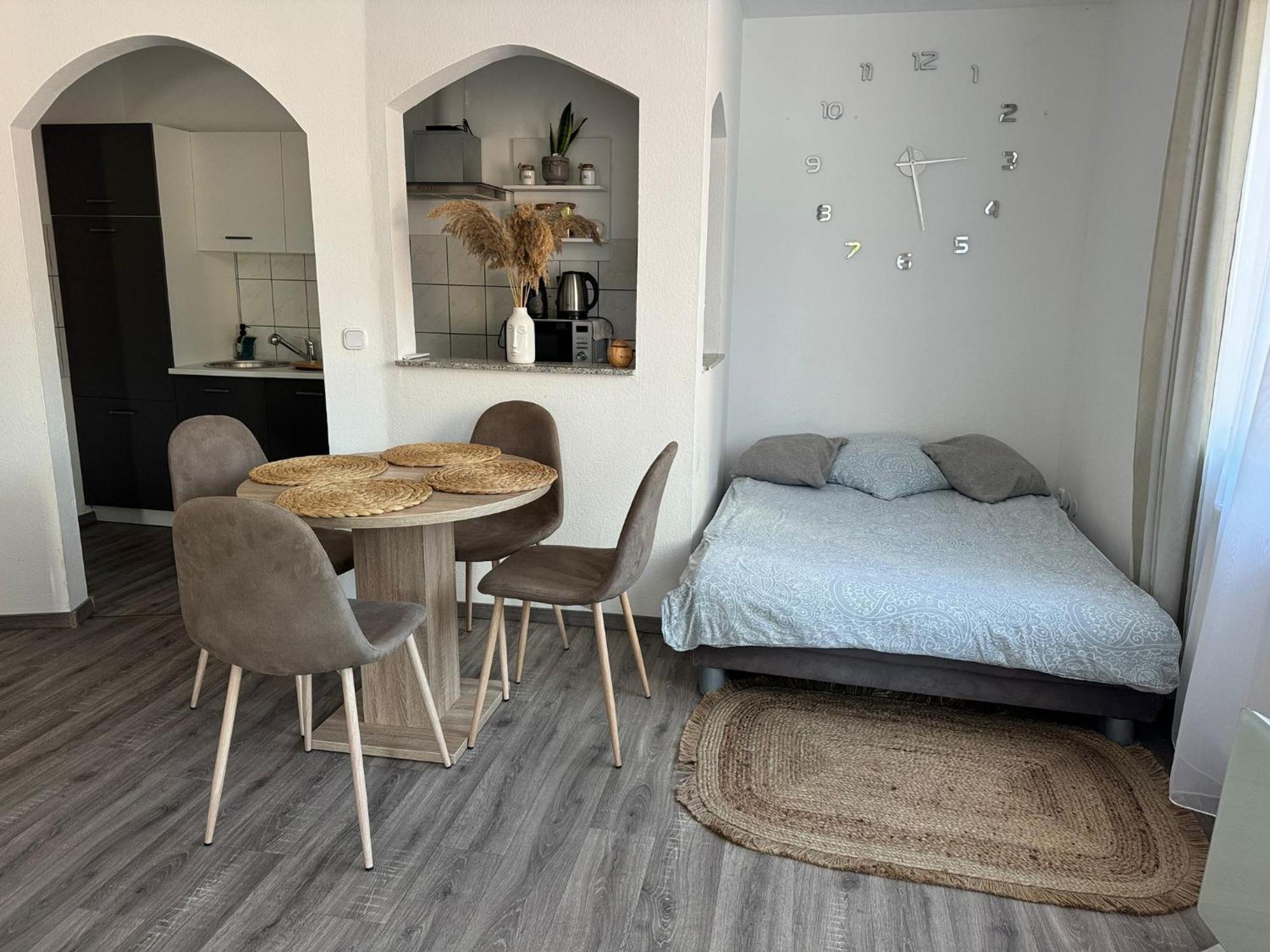 R&a Apartment